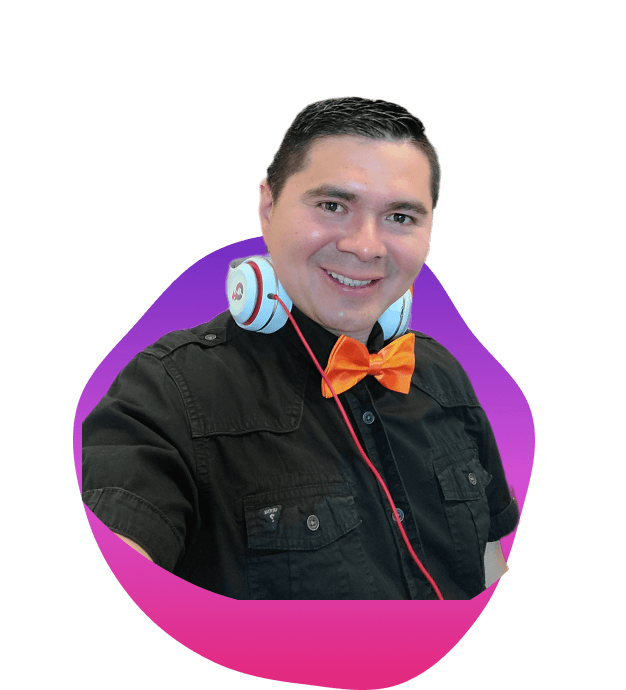 Isaias Flores, DJ Flores, en San Francisco