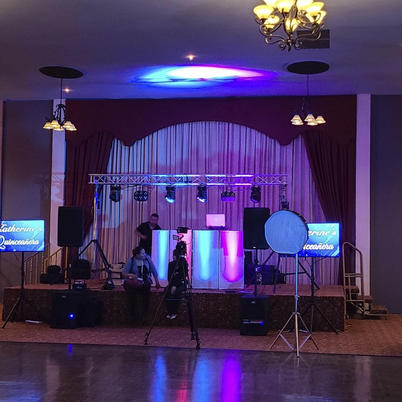 DJ para fiestas en salón en San Francisco