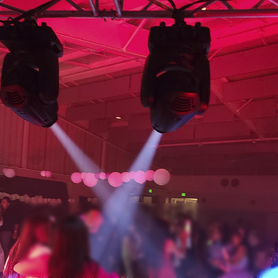 DJ para quinceañeras en salón